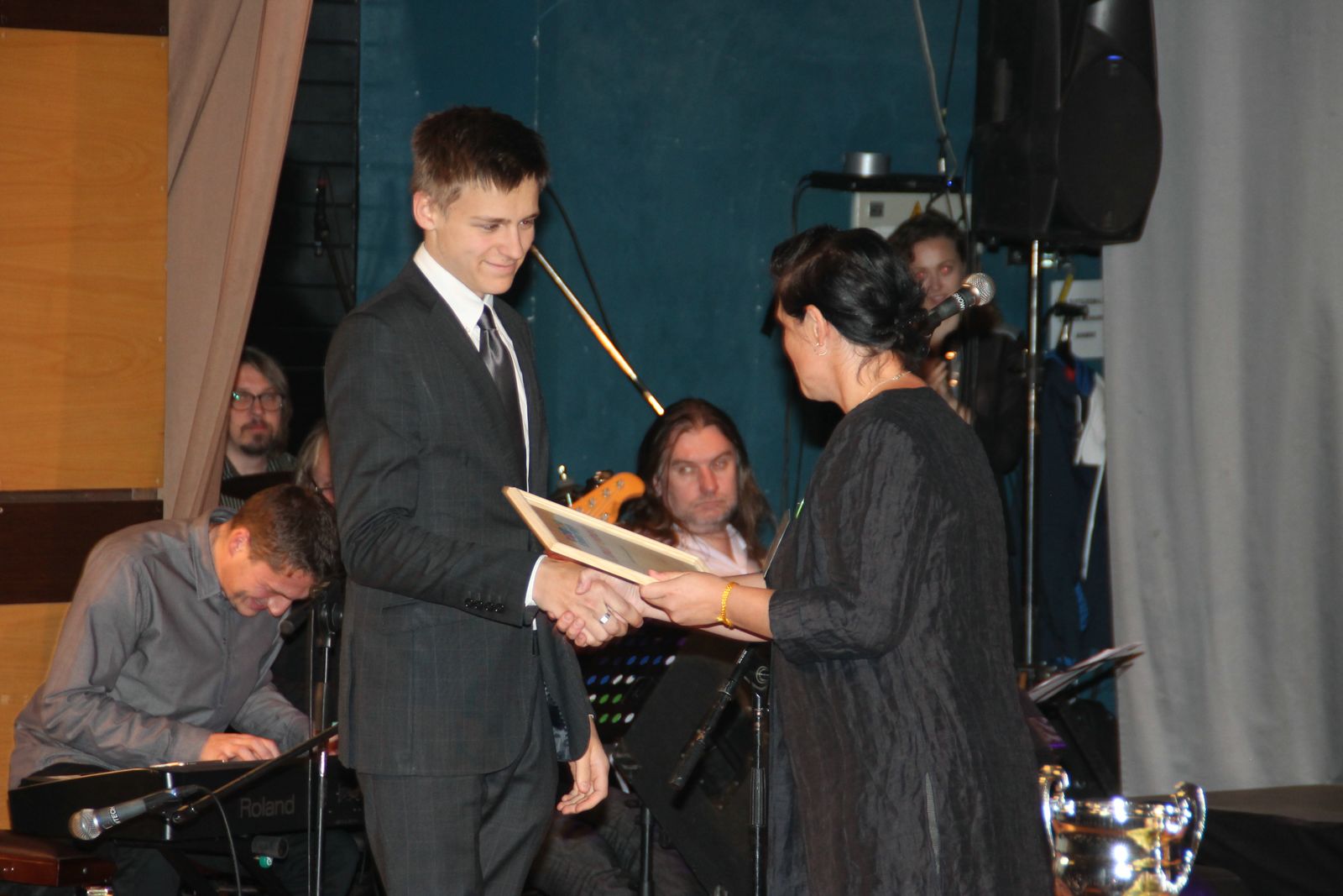 Lauluragin 2015 konkurss